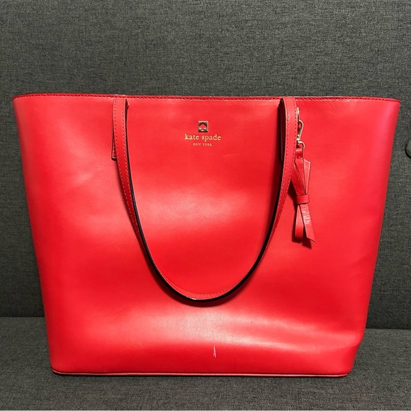 kate spade Handbags - Kate Spade Tote Bag